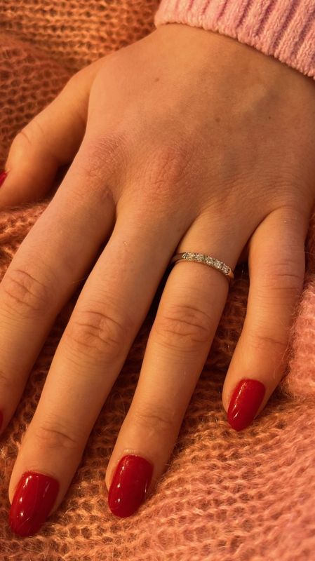 Spesialpris! Alliansering med diamanter 0.15 carat w.si (585)