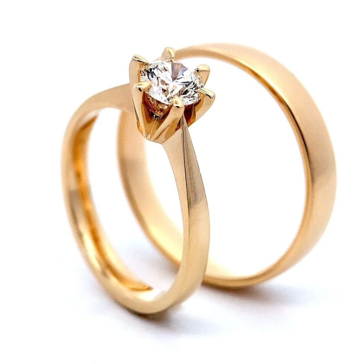 Spesialpris! Gifteringer med diamanter 0.50 carat