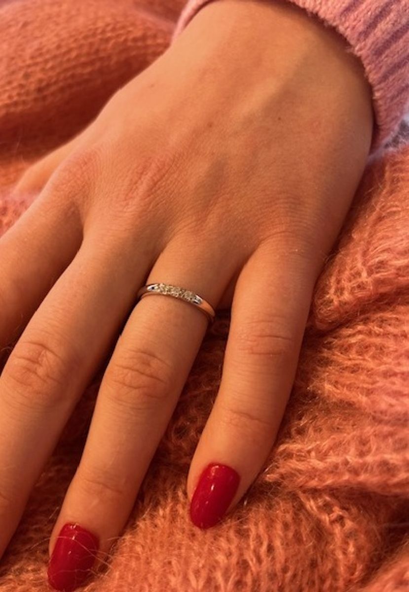 Spesialpris! Alliansering med diamanter 0.09 carat w.si (585)
